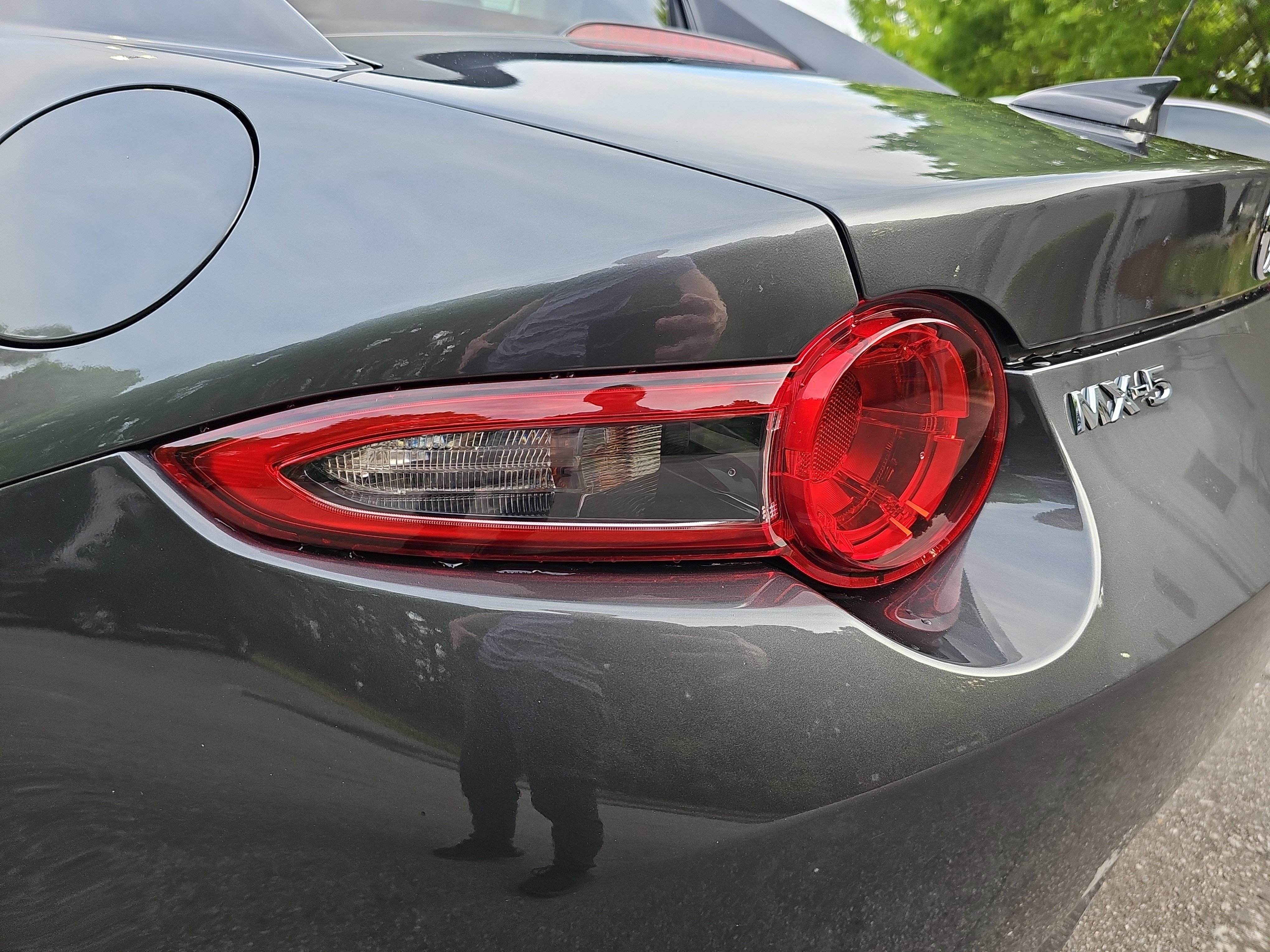 Used 2021 MAZDA MX-5 Miata RF Grand Touring RWD image 34