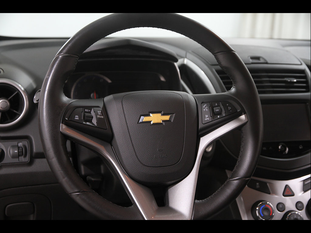 Used 2015 Chevrolet Trax LT w/ LT Plus Package FWD image 7