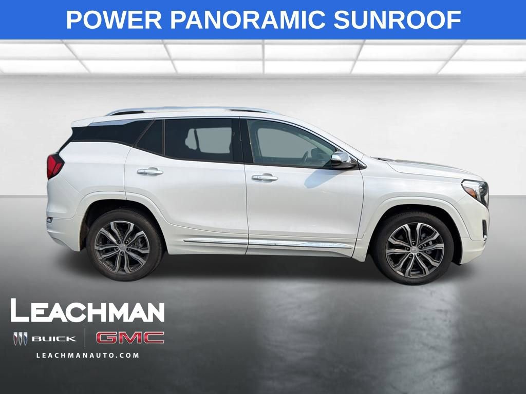 Used 2020 GMC Terrain Denali image 2
