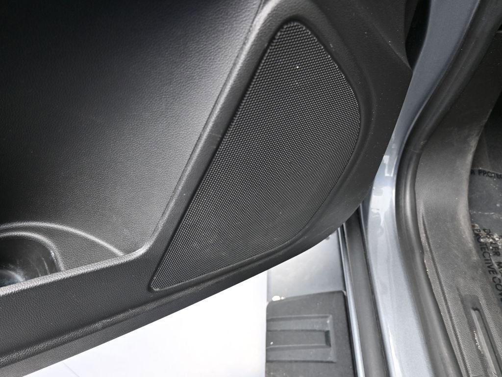 Used 2021 GMC Canyon Elevation w/ Trailering Package image 14