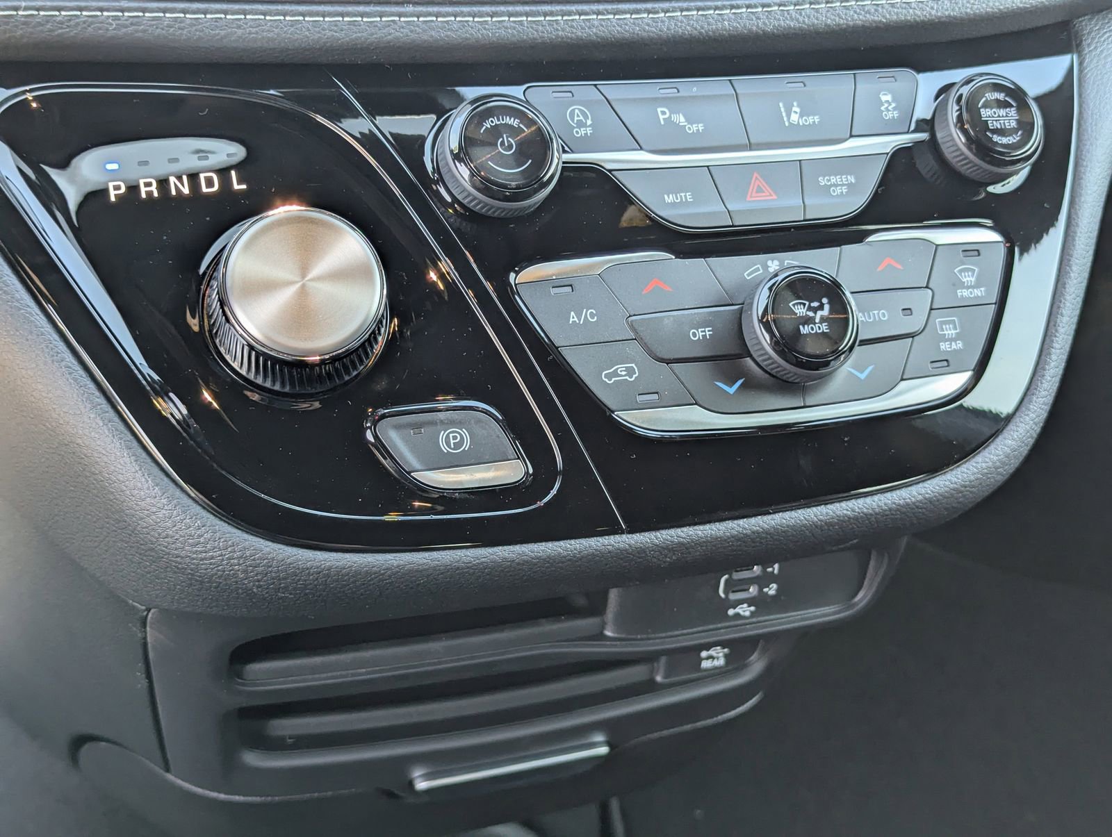 New 2026 Chrysler Pacifica Select image 20