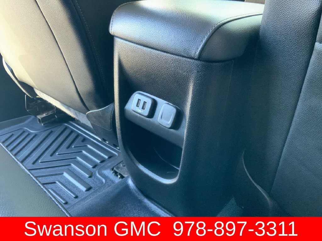 Used 2021 Chevrolet Colorado Z71 AWD/4WD image 28