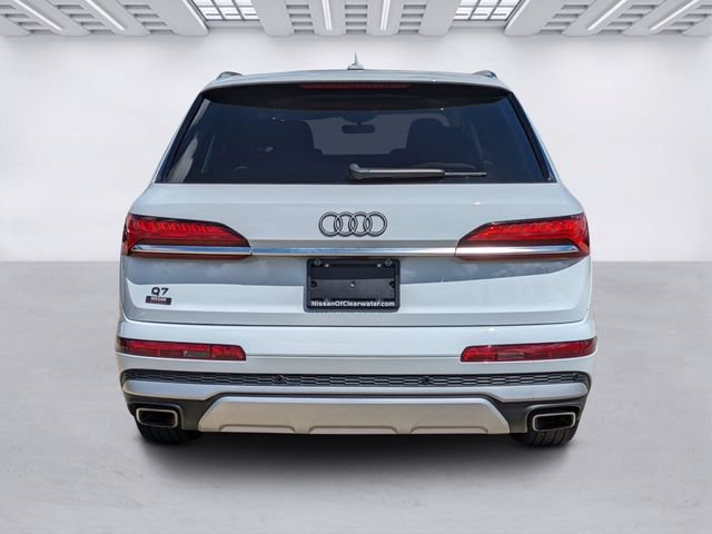Used 2025 Audi Q7 2.0T Premium w/ Convenience Package AWD/4WD image 5