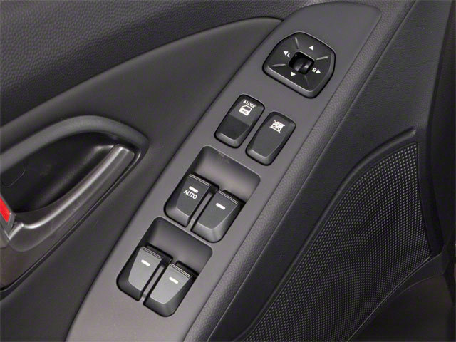 Used 2013 Hyundai Tucson GLS image 20