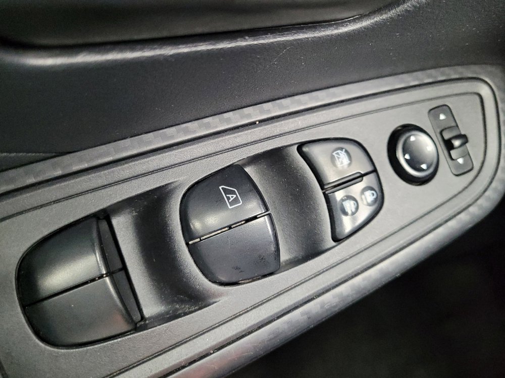 Used 2024 Nissan Versa S FWD image 27