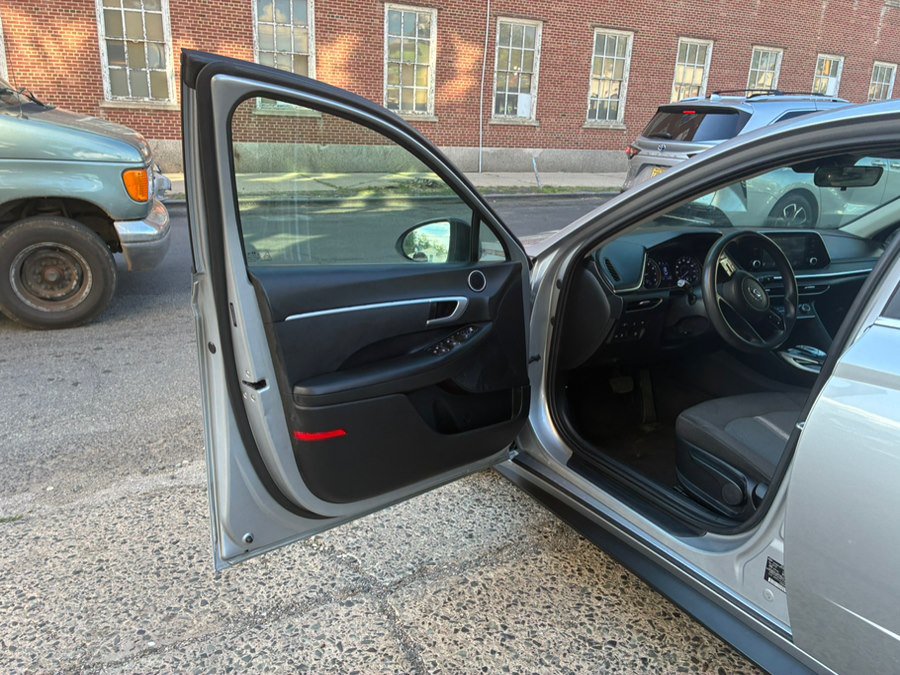 Used 2021 Hyundai Sonata SE FWD image 16