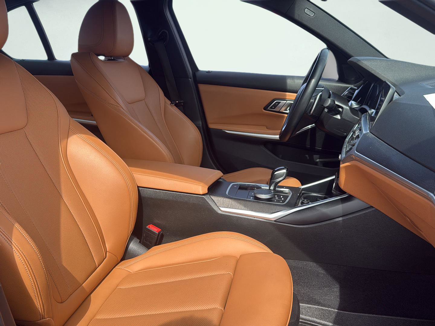 Used 2022 BMW 330e w/ Driving Assistance Package image 27