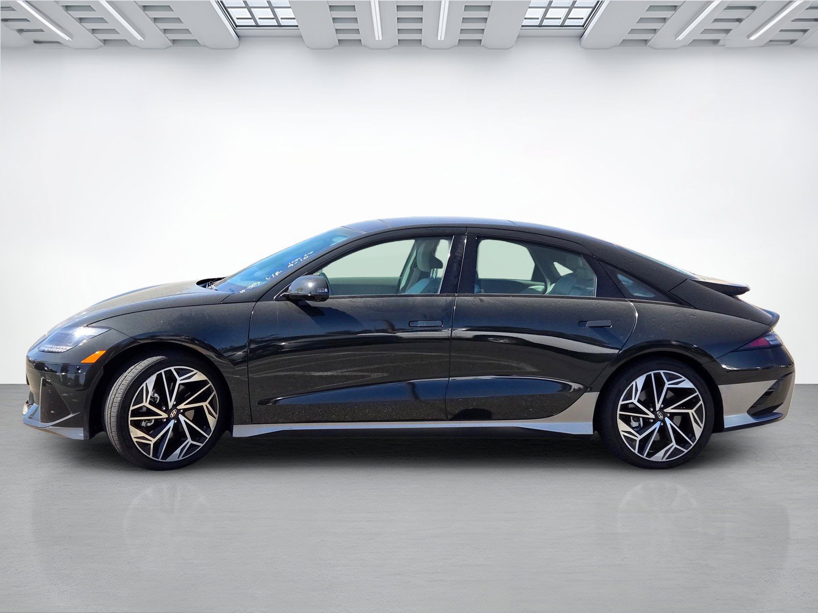 Used 2023 Hyundai Ioniq 6 Limited AWD/4WD image 7