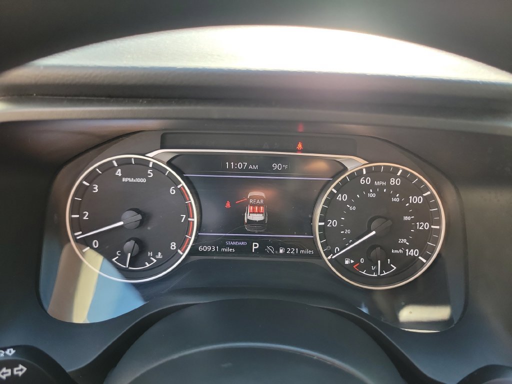 Used 2024 Nissan Rogue S FWD image 27