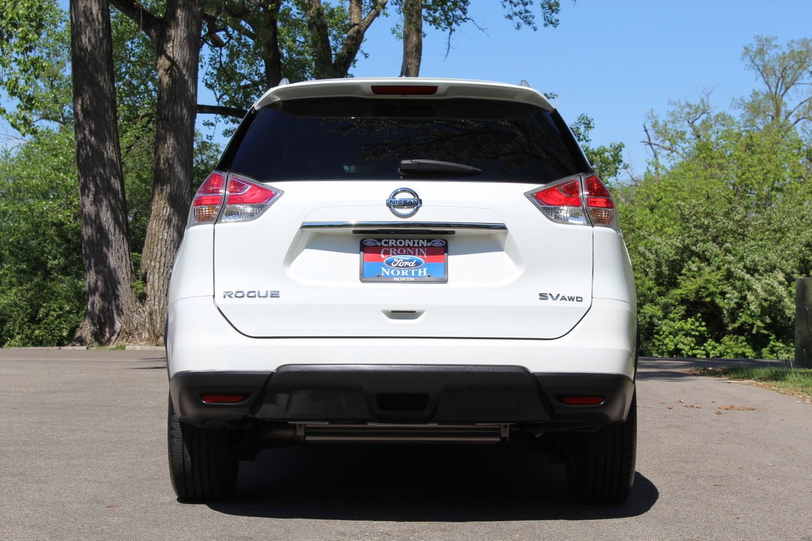 Used 2015 Nissan Rogue SV w/ SV Premium Package image 6