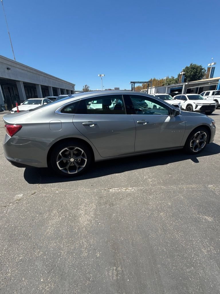 Used 2024 Chevrolet Malibu LT FWD image 8