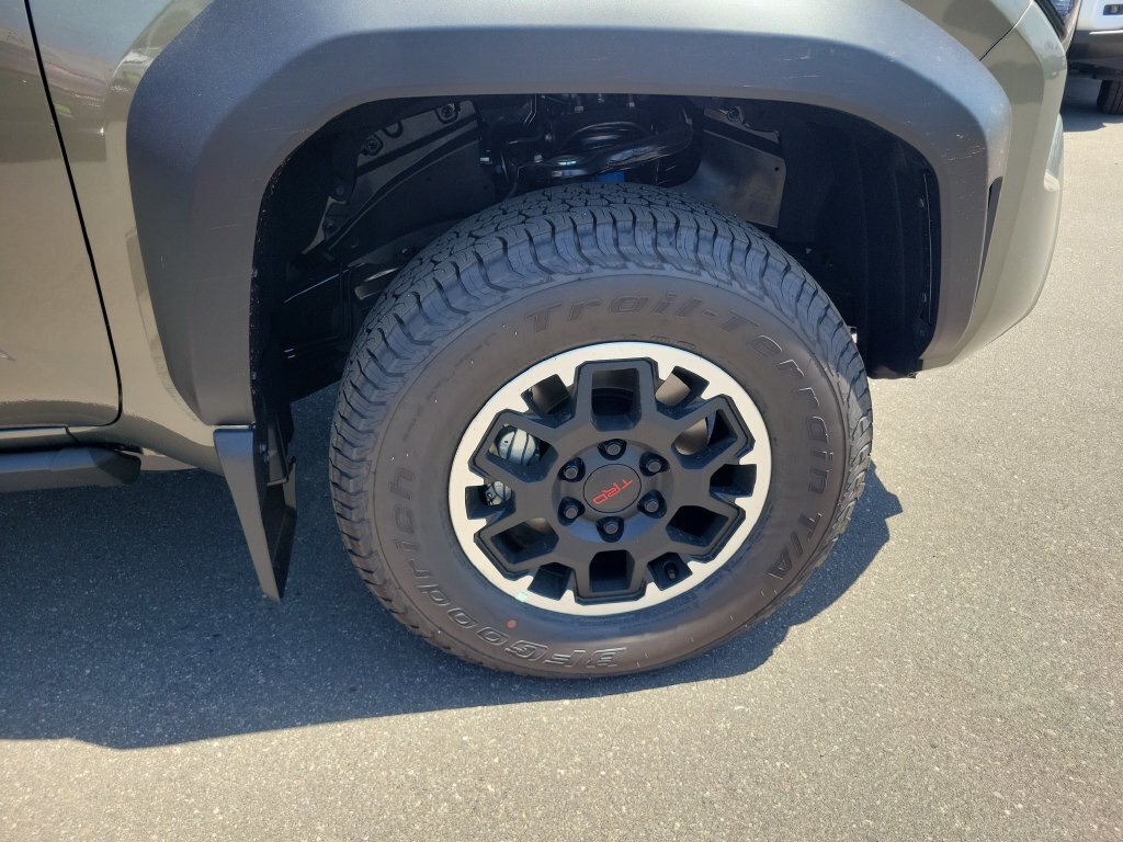 New 2026 Toyota Tacoma TRD Off-Road AWD/4WD image 5