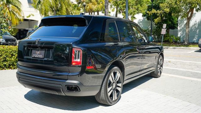 Used 2019 Rolls-Royce Cullinan image 23