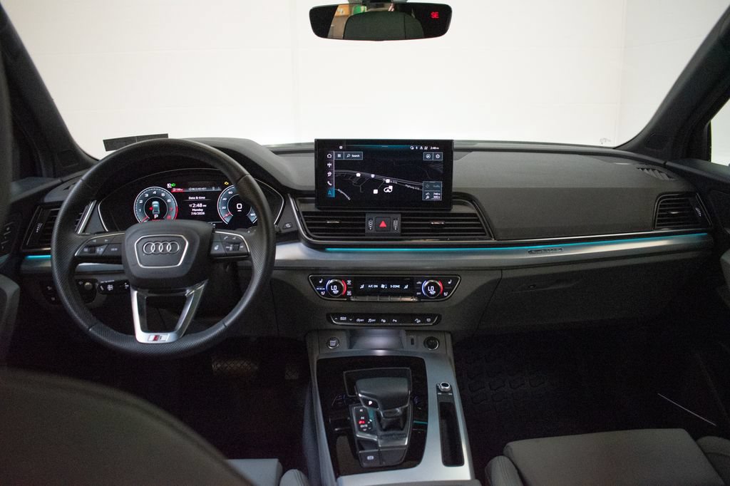 Used 2024 Audi Q5 2.0T Prestige AWD/4WD image 11