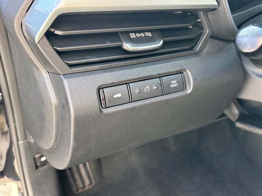 Used 2023 Nissan Altima 2.5 SV image 7