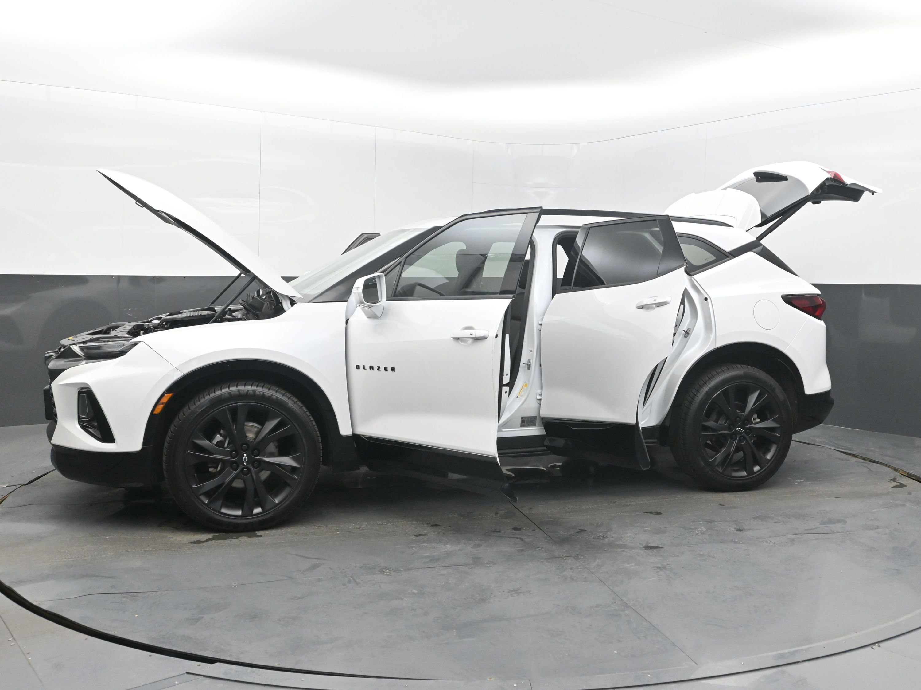 Used 2020 Chevrolet Blazer RS image 40