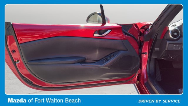 Used 2017 MAZDA MX-5 Miata Grand Touring RWD image 15