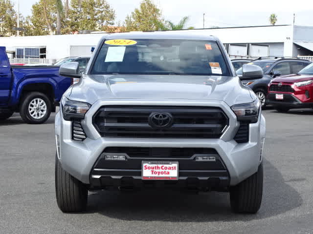 Certified 2024 Toyota Tacoma SR5 AWD/4WD image 3