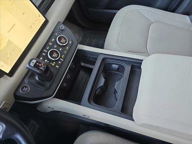 Certified 2024 Land Rover Defender 110 SE image 24
