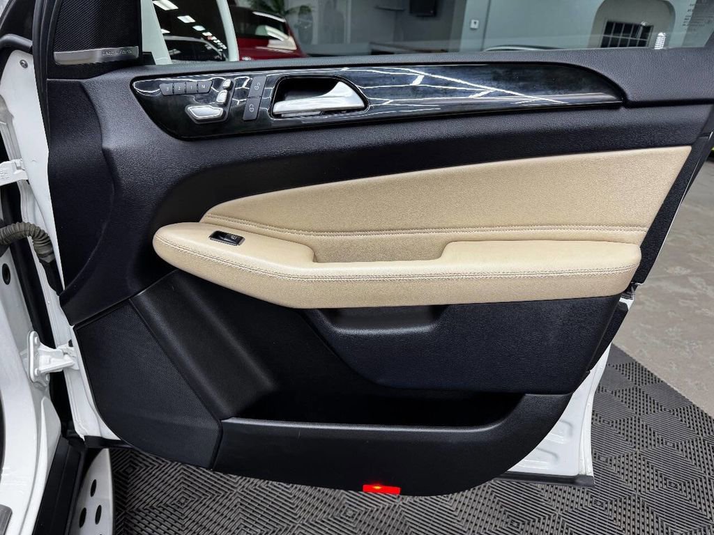 Used 2019 Mercedes-Benz GLS 450 GLS 450 image 58