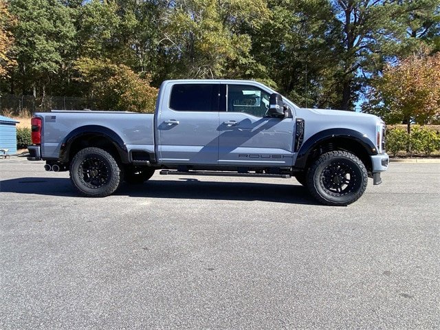 New 2026 Ford F250 Lariat w/ Black Appearance Package image 22