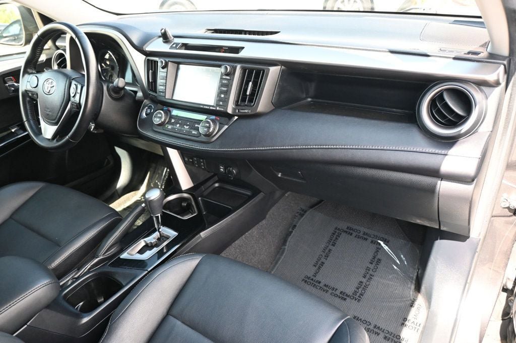 Used 2016 Toyota RAV4 Limited FWD image 9