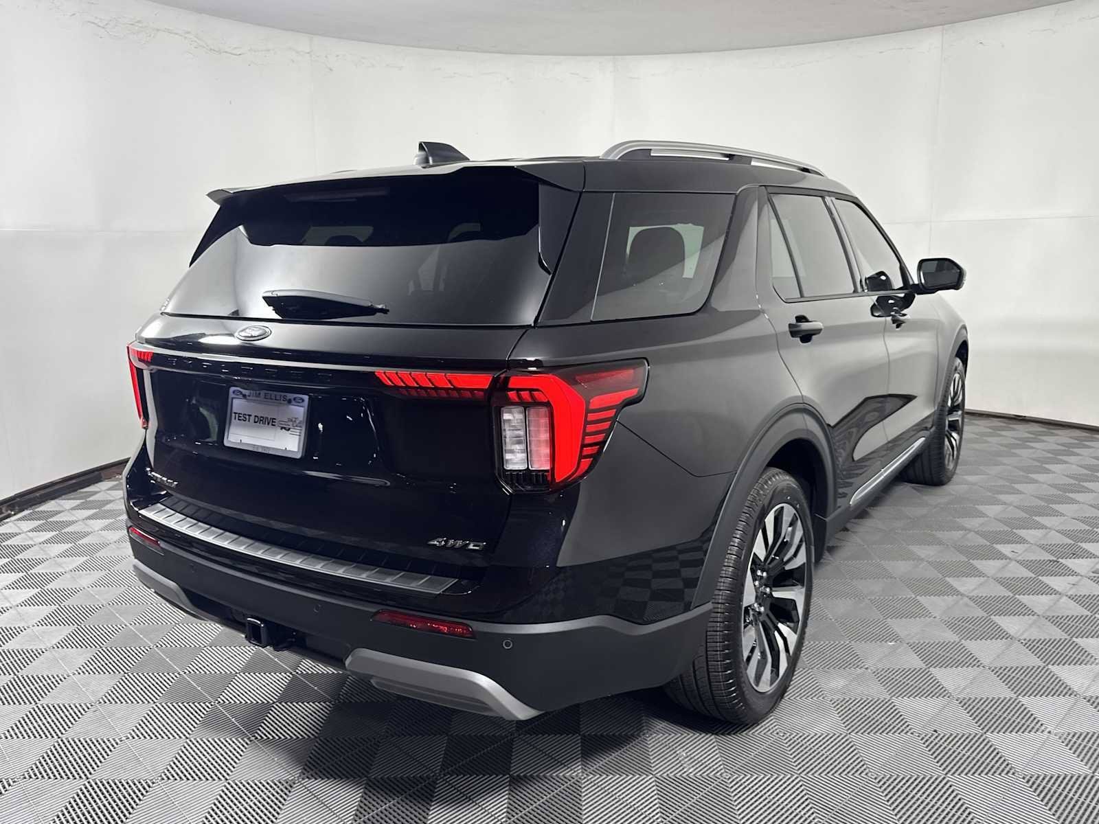 New 2026 Ford Explorer Platinum w/ LUX Leather Package AWD/4WD image 7