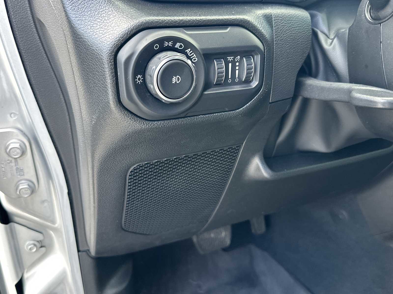 Used 2022 Jeep Wrangler Unlimited Sport image 31