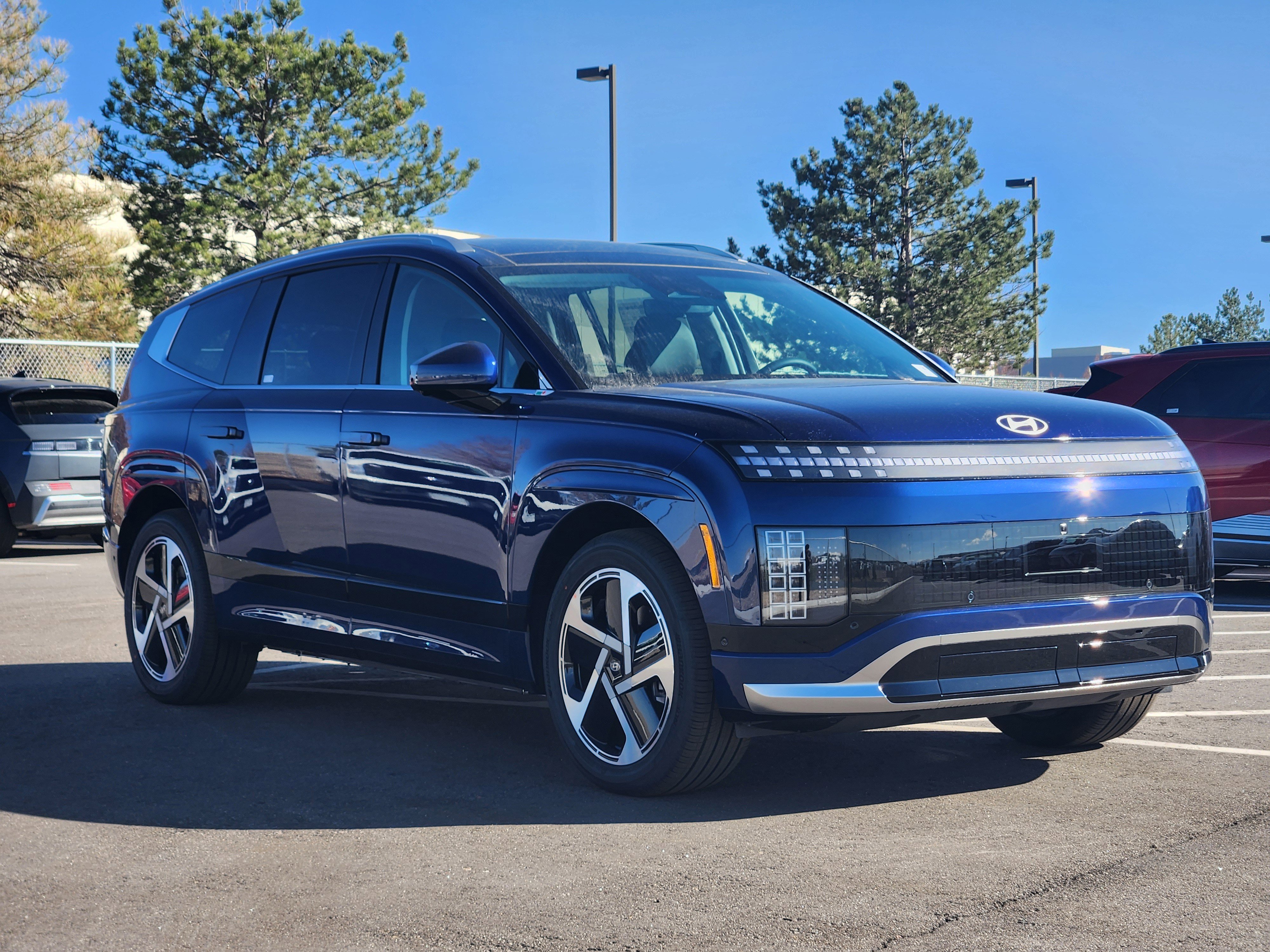 New 2026 Hyundai Ioniq 9 Calligraphy w/ Tow & Go Package image 7