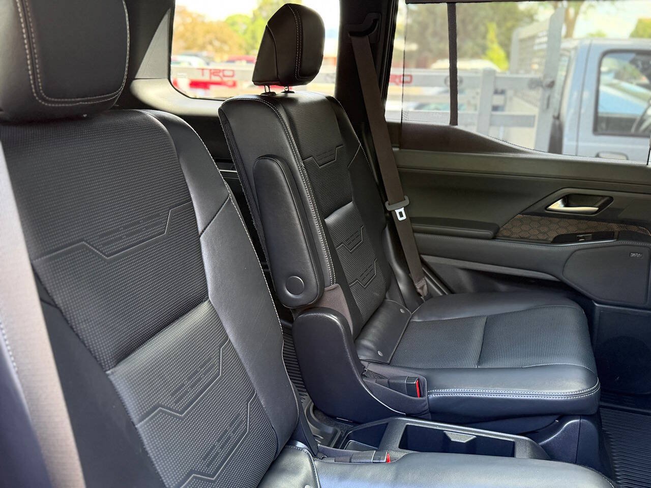 Used 2024 Lexus GX 550 w/ Cold Area Package AWD/4WD image 60