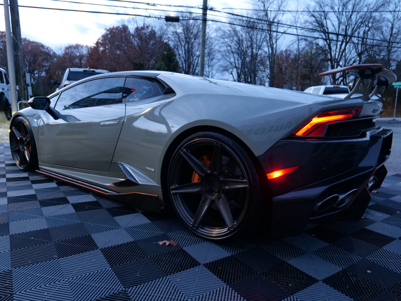 Used 2015 Lamborghini Huracan LP 610-4 image 90