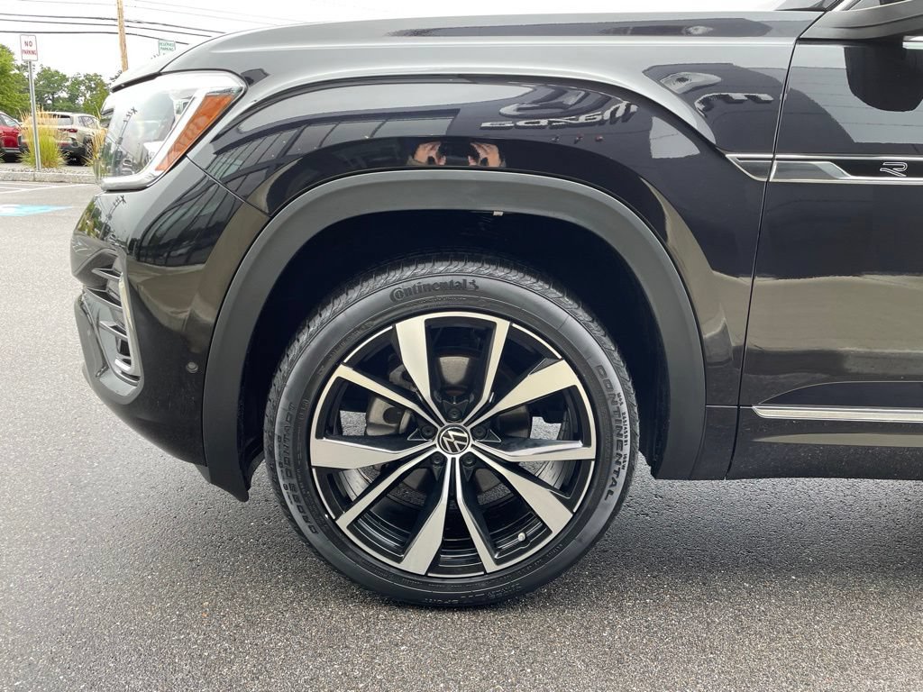 Used 2024 Volkswagen Atlas SEL Premium R-Line AWD/4WD image 8