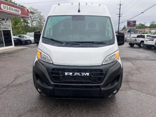 Used 2025 RAM ProMaster 2500 w/ Safety Group FWD image 2