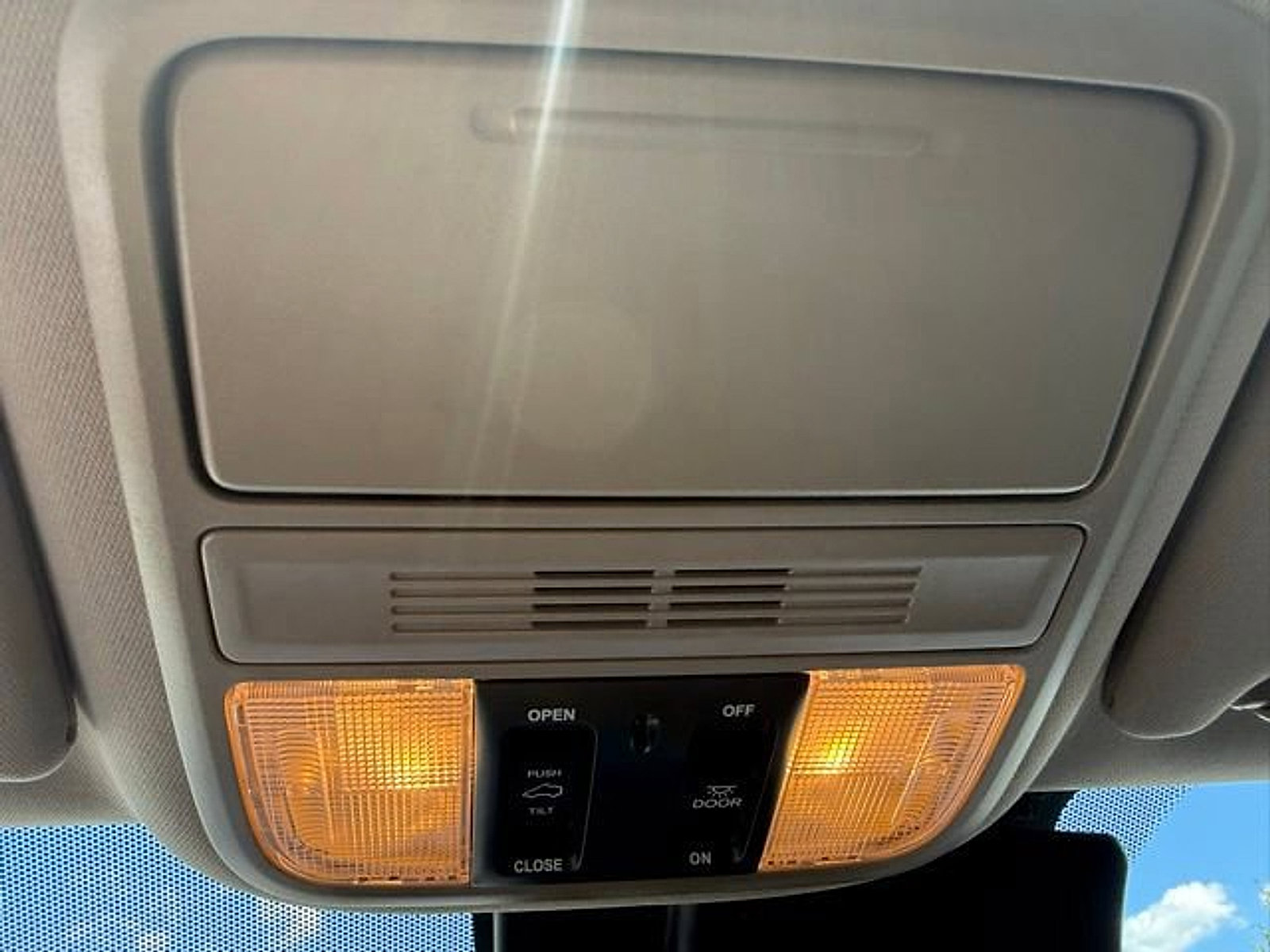 Used 2022 Honda Pilot Special Edition image 17