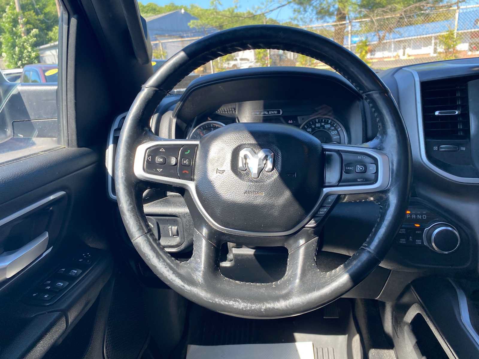 Used 2020 RAM 1500 Big Horn AWD/4WD image 14