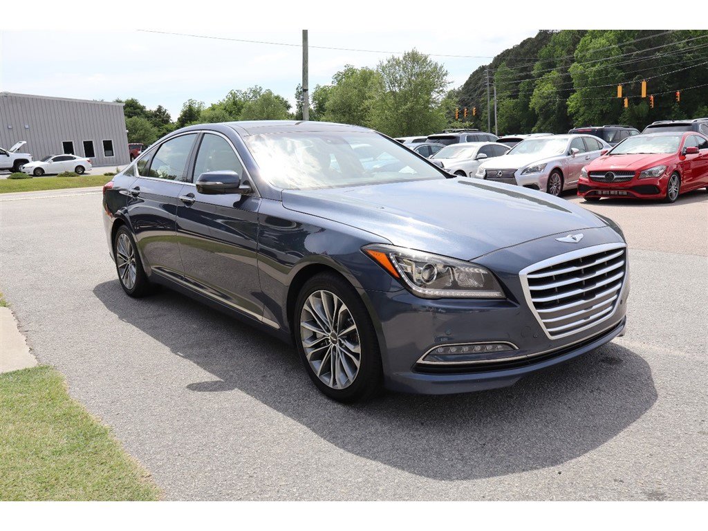 Used 2016 Hyundai Genesis 3.8 w/ Option Group 02 RWD image 8