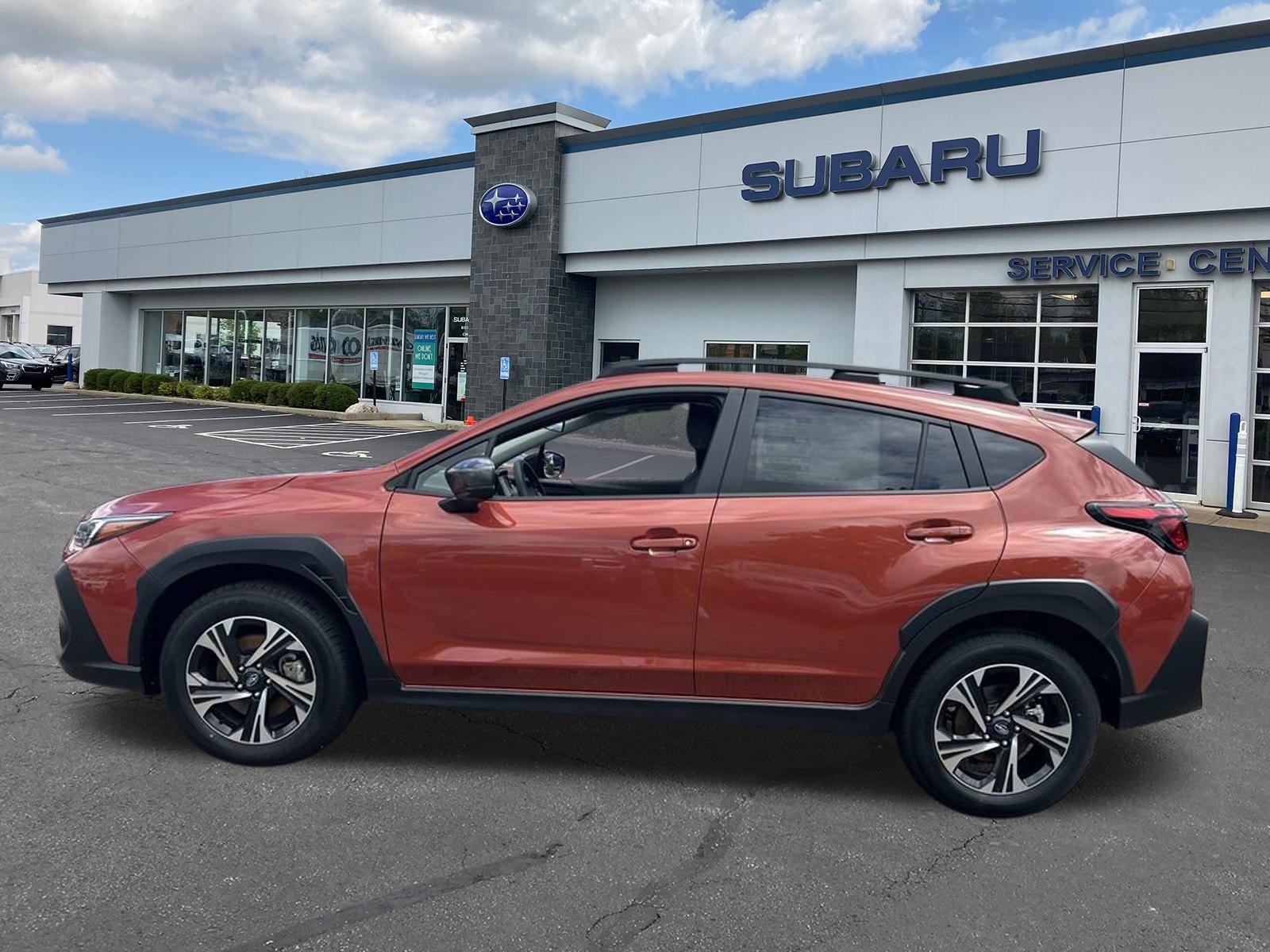 Used 2025 Subaru Crosstrek 2.0i Premium AWD/4WD image 4