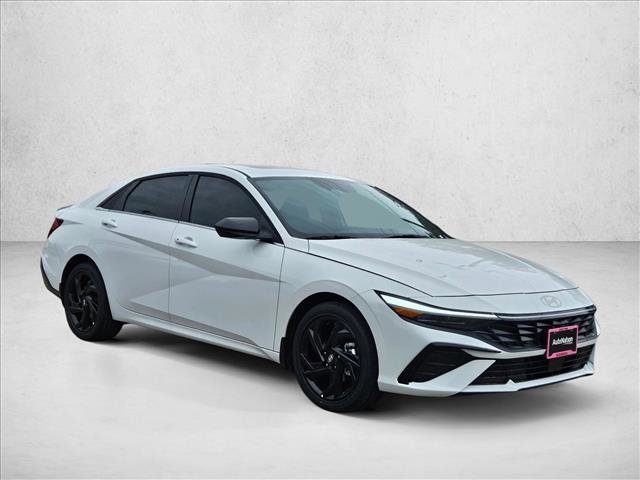 New 2026 Hyundai Elantra SEL Sport FWD image 7