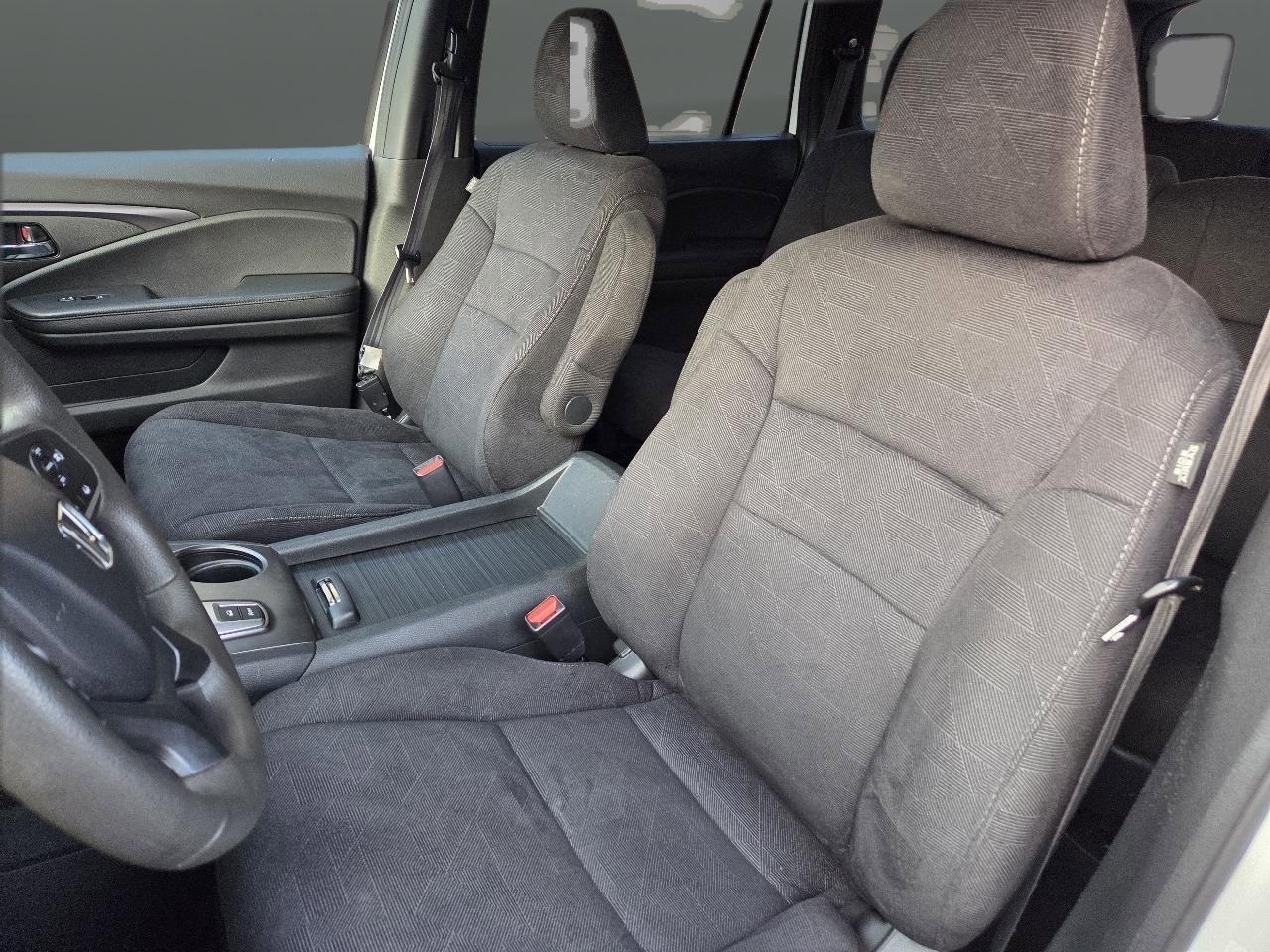 Used 2022 Honda Pilot Sport image 12