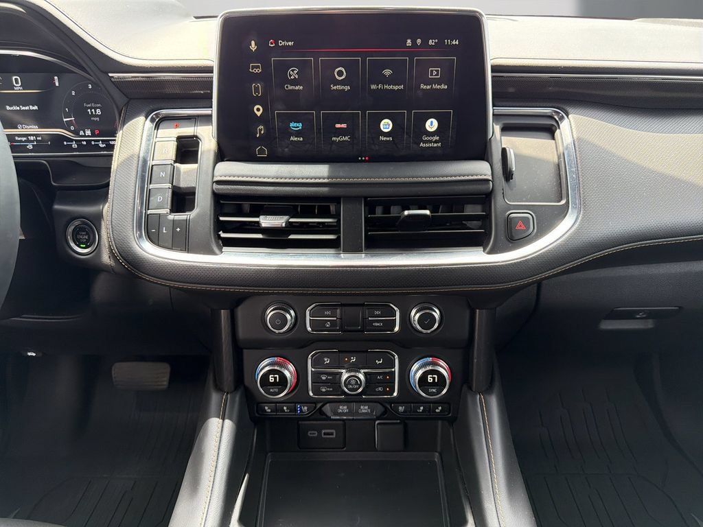 Used 2024 GMC Yukon AT4 w/ Technology Package AWD/4WD image 19