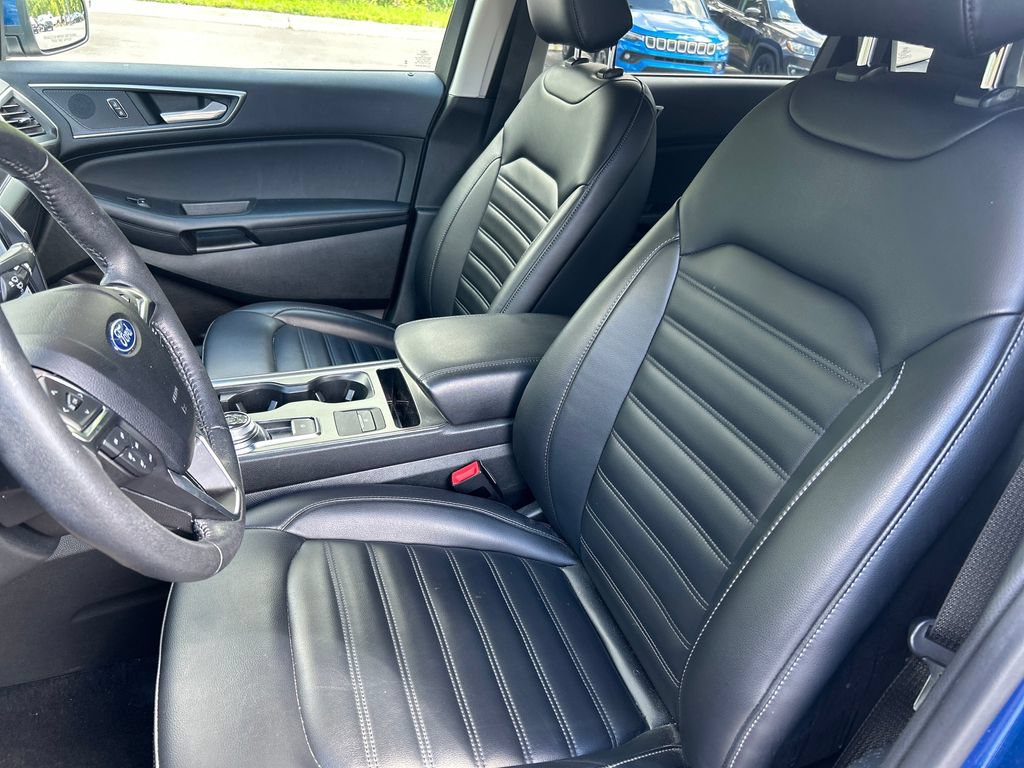 Used 2022 Ford Edge SEL w/ Convenience Package AWD/4WD image 11
