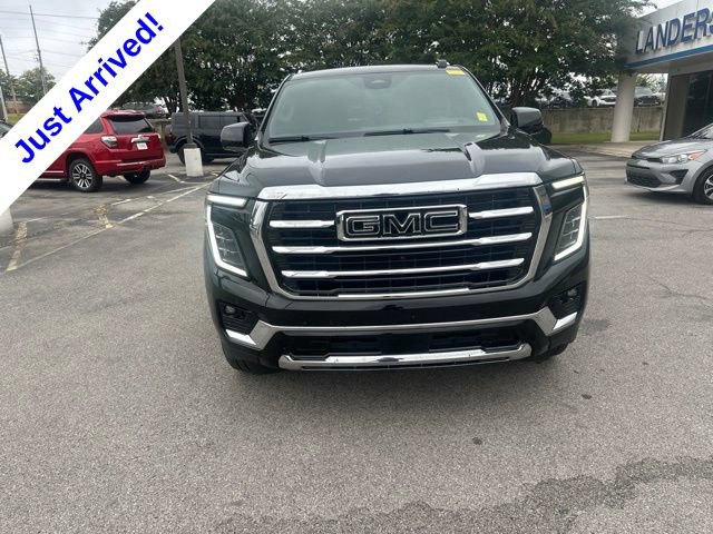 Used 2025 GMC Yukon XL Elevation w/ LPO, Yukon Black Package AWD/4WD image 9