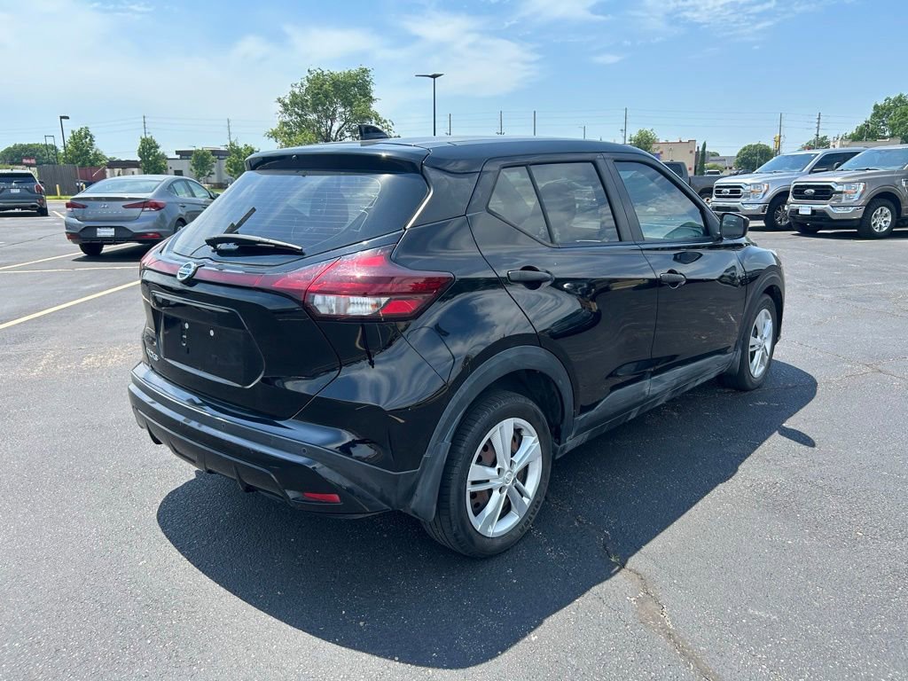 Used 2021 Nissan Kicks S FWD image 9