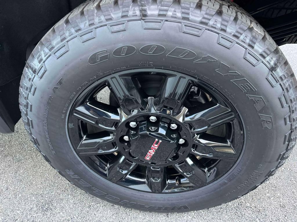 New 2026 GMC Sierra 2500 AT4 w/ Max Trailering Package image 12