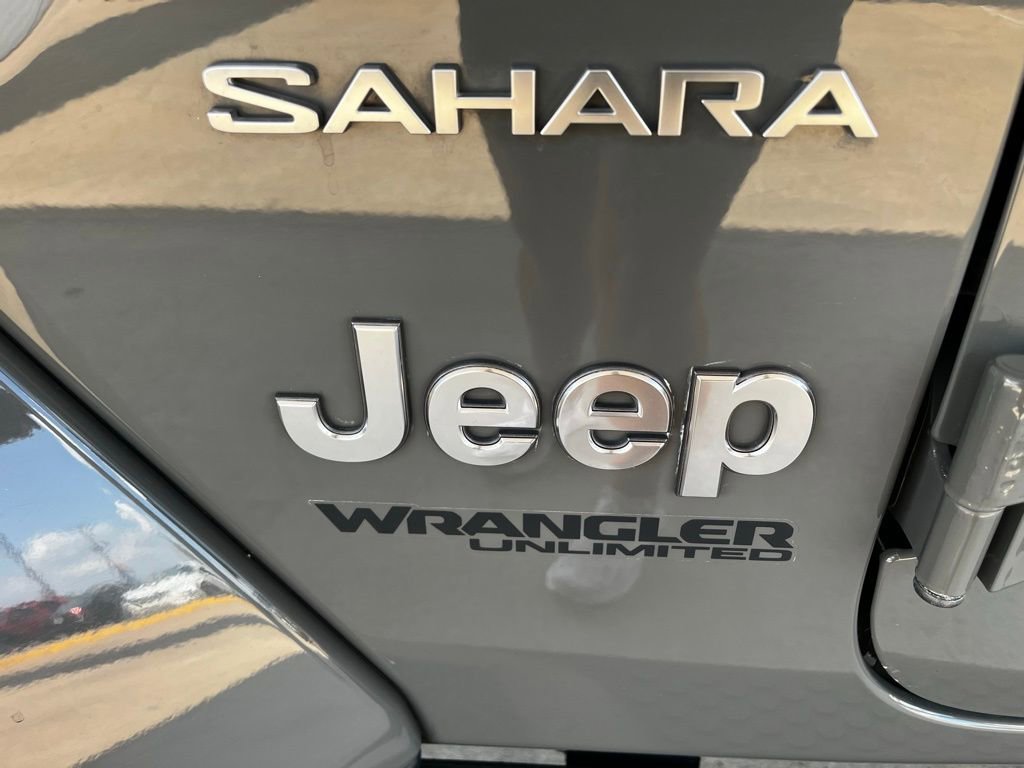 Used 2020 Jeep Wrangler Unlimited Sahara image 52