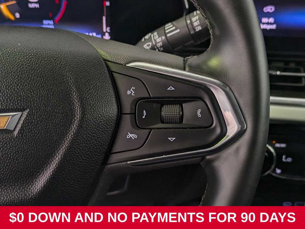 Used 2025 Chevrolet Trax LT w/ LT Convenience Package FWD image 27