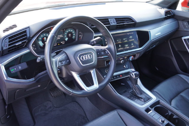 Used 2024 Audi Q3 2.0T Premium AWD/4WD image 27