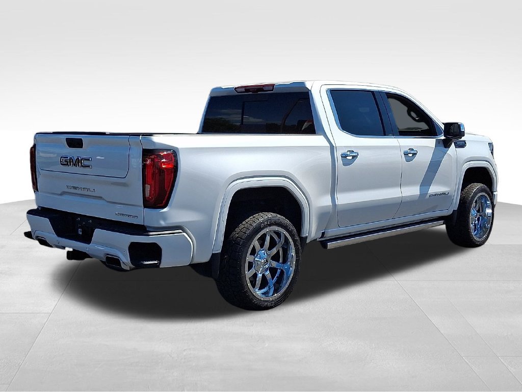 Used 2024 GMC Sierra 1500 Denali Ultimate AWD/4WD image 7