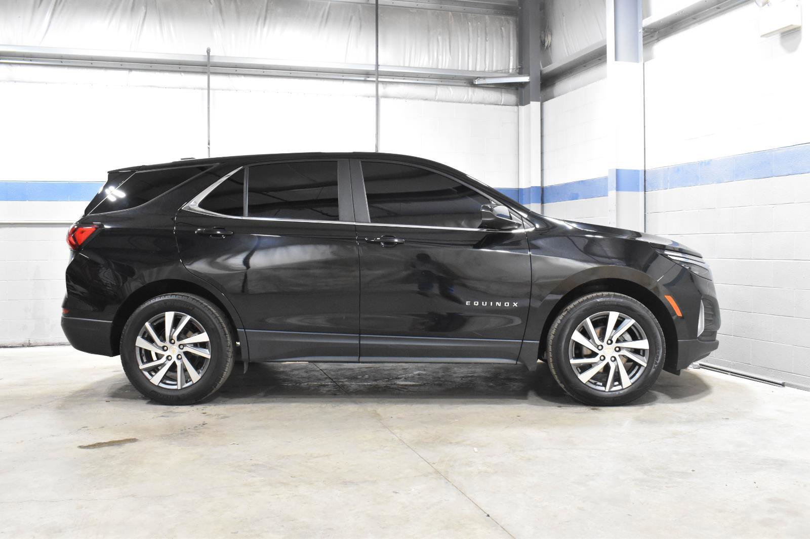 Used 2024 Chevrolet Equinox LT w/ LPO, Floor Liner Package image 30