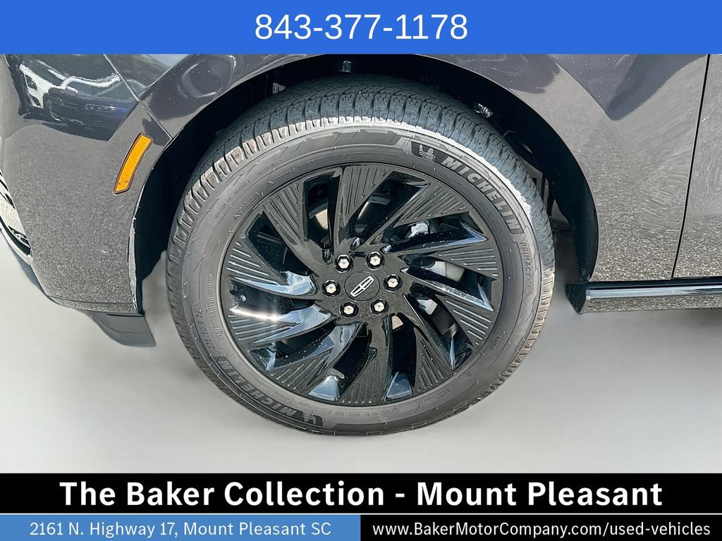 Used 2025 Lincoln Navigator Reserve w/ Jet Appearance Package AWD/4WD image 32